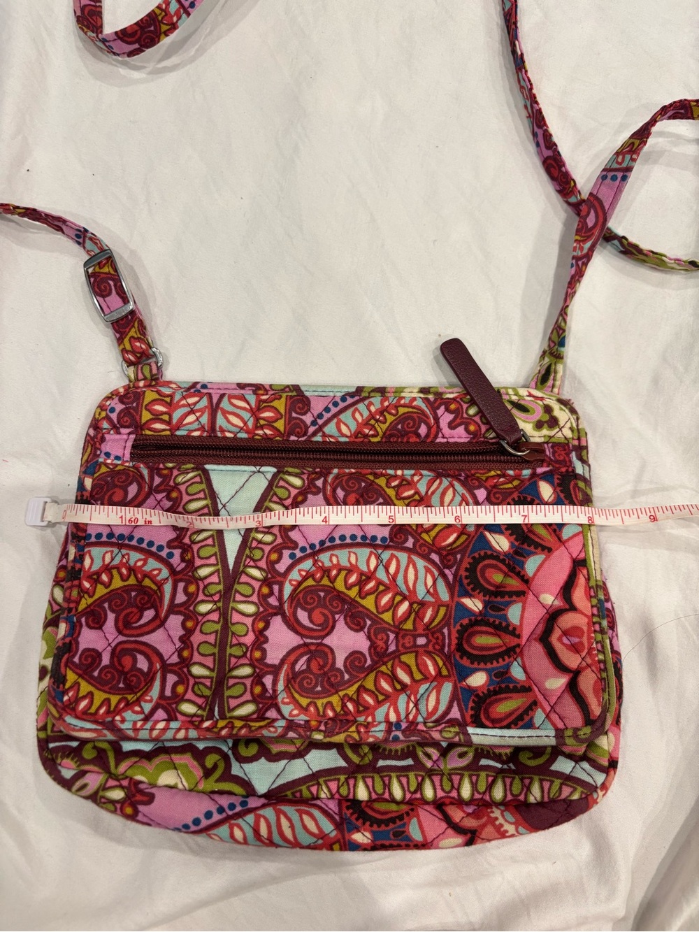 Vera Bradley Resort Medallion Crossbody - Picture 6 of 8
